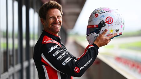 Συγκινητική επιστροφή του Romain Grosjean στην F1