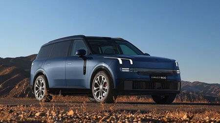 Παρουσιάστηκε το Lynk & CO 900 με μια σπουδαία πρωτιά