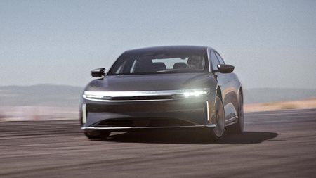 Η Lucid έχασε 120.000 ευρώ σε κάθε μοντέλο που παρέδωσε μέσα στο 2025