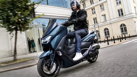 Τι δώρο προσφέρει η Yamaha με την αγορά του scooter NMAX