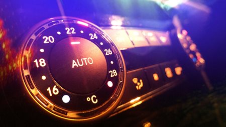 To τέλειο κόλπο που δροσίζει αμέσως το αυτοκίνητο χωρίς air condition