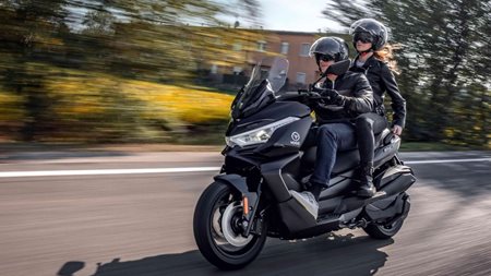 Τεχνολογίες ασφάλειας αυτοκινήτου στο κορυφαίο scooter της Voge