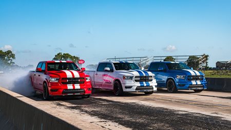 H Hennessey αποχαιρετά τον θρυλικό V8 HEMI με τα επετειακά ΜΑΜΜΟΤΗ 400