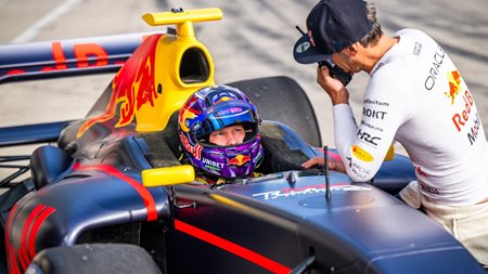 Δείτε τον Rovanpera στο τιμόνι του μονοθεσίου της Red Bull (video)