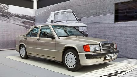 Αυτή η Mercedes 190 E ανήκε σε έναν θρύλο της F1 και μπορεί να γίνει δική σου