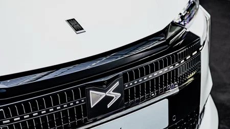 Σημαντική ενημέρωση της DS για ανάκληση αερόσακων στην Ελλάδα-Πώς θα ελέγξετε το αυτοκίνητό σας