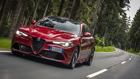 Η νέα Alfa Romeo Giulia θα έχει μάλλον και θερμική έκδοση