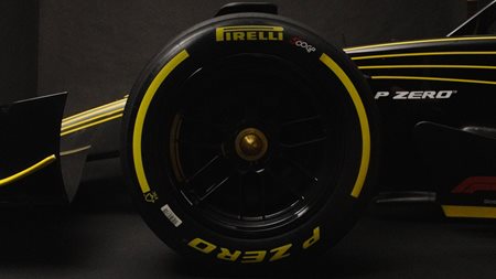 Pirelli: Με επετειακά ελαστικά 500 αγώνων F1 για το 2025