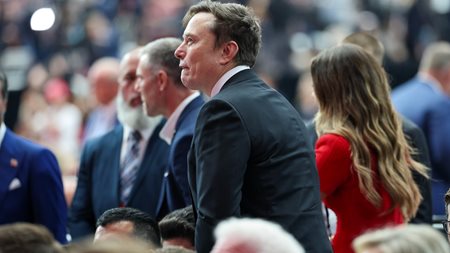 Για ποιο λόγο ο Elon Musk στέλνει τελεσίγραφο στον Bill Gates