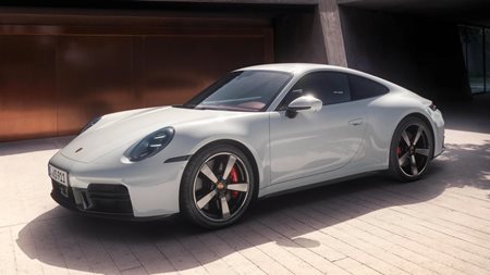 Αυτός πρέπει να είναι ο πιο ηλικιωμένος πελάτης της Porsche