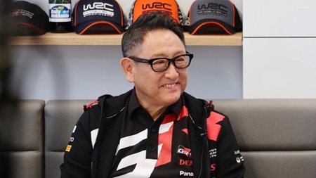 Ο Akio Toyoda προβλέπει ένα ζοφερό μέλλον λόγω ηλεκτρικών αυτοκινήτων