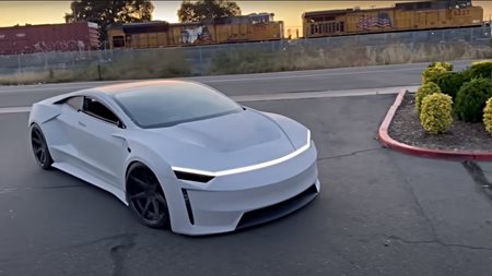 Video: To CyberRoadster είναι ένα περίεργο αυτοκίνητο