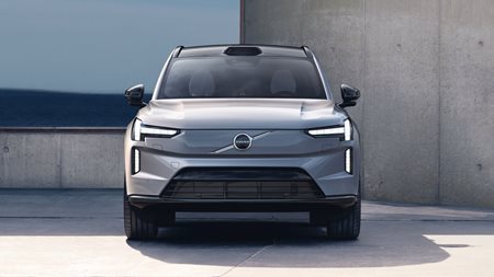 Πικραμένος ιδιοκτήτης Volvo EX90 έκανε αγωγή και έφτιαξε site με προβλήματα του αυτοκινήτου