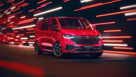 Η Volkswagen μετέτρεψε το Transporter σε GTI van