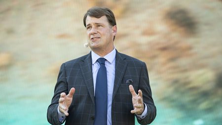 Ο CEO της Ford "την είπε" στον Elon Musk-πάρτε ποπ κορν