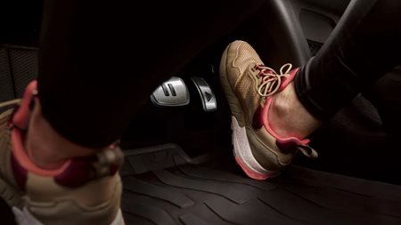 Περισσότεροι ίπποι με συνδρομή-Ποια εταιρεία ξεκίνησε να πουλάει την υπηρεσία