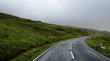 Άγνωστοι βανδάλισαν κάμερες κυκλοφορίας στον μαγευτικό δρόμο του Top Gear