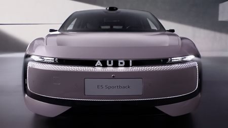 Αυτό είναι το πρώτο Audi χωρίς τους 4 κύκλους στη μάσκα (εικόνες)