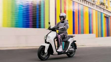 Mεγαλύτερη αυτονομία για το ηλεκτρικό Yamaha NEO's