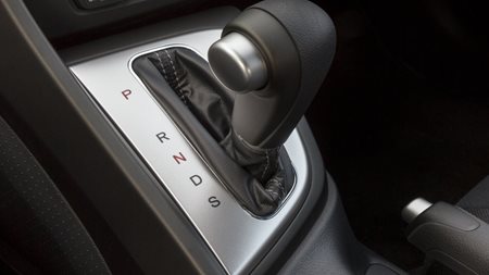 Λάθη που κάνουμε και καταστρέφουμε αυτόματο κιβώτιο ταχυτήτων