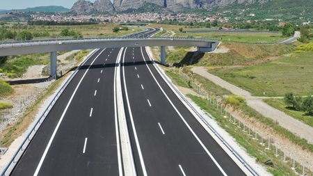Μοναδικές εικόνες από τον αυτοκινητόδρομο Ε65-πότε θα είναι έτοιμος στο σύνολό του
