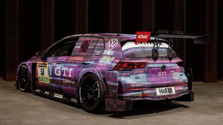 Πώς είναι να οδηγείς το αγωνιστικό VW Golf GTI Clubsport των 323 ίππων