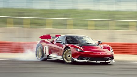 To Pininfarina Battista Edizione Nino Farina τιμά τον πρώτο πρωταθλητή της F1