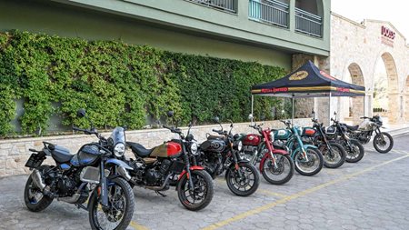 Οδηγούμε την γκάμα των μοτοσυκλετών Royal Enfield