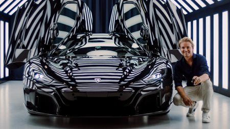 O Nico Rosberg είναι ο πρώτος ιδιοκτήτης Rimac Nevera και έχουμε video
