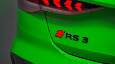 Ειδική έκδοση του Audi RS3 για να αποχαιρετήσει τον αγαπημένο 2.5 TFSI (video)