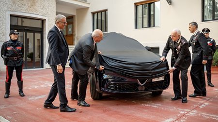 Καταγγελία της ιταλικής αστυνομίας για την ασφάλεια πασίγνωστου μοντέλου που έχει στο στόλο της