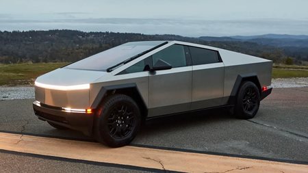 Τελικά ο καλύτερος πελάτης του Tesla Cybertruck είναι ο Elon Musk