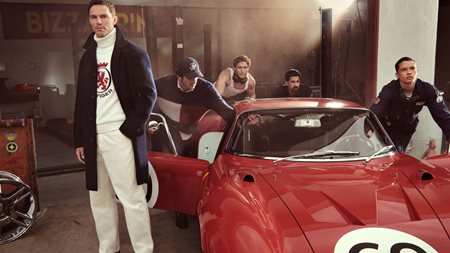 H νέα καμπάνια της Tommy Hilfiger είναι πολύ racing