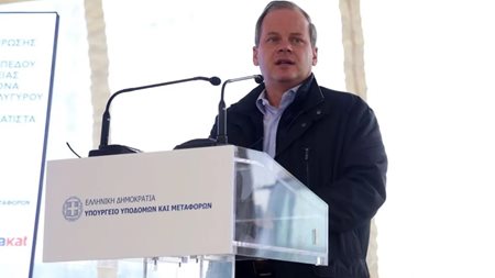 Τέμπη: Παραιτήθηκε ο υπουργός Μεταφορών Κώστας Καραμανλής
