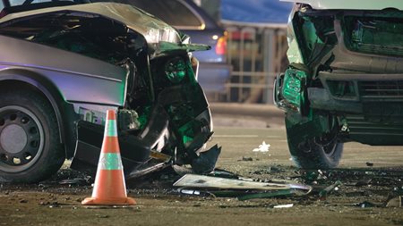 Καραμπόλα αυτοκινήτων: Ποιος έχει την ευθύνη και ποιος πληρώνει