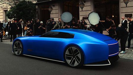 Η JLR φέρεται να απέλυσε τον Gerry McGovern, σχεδιαστή της αμφιλεγόμενης Jaguar Type 00