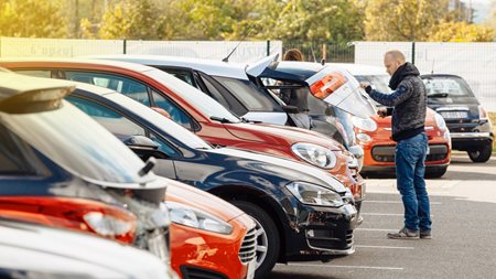 Η Ελλάδα στο ευρωπαϊκό δικαστήριο για τα μεταχειρισμένα αυτοκίνητα