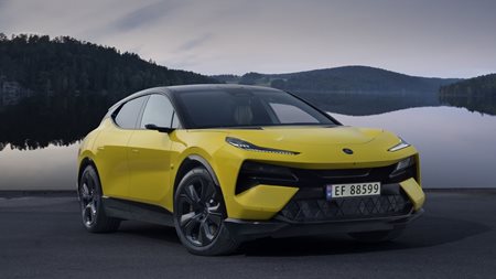 Ποιο είναι το νέο αυτοκίνητο που πήρε ο Βασιλιάς Κάρολος