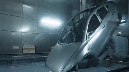 Δείτε το εντυπωσιακό video της Tesla από τη γραμμή παραγωγής του Model Y L