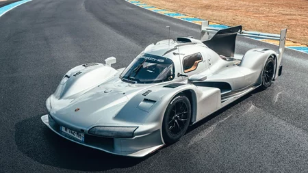 Ανασκόπηση 2025: Μονόκεροι με ρόδες, ηλεκτρικά, ατυχίες και τι περιμένουμε το 2026