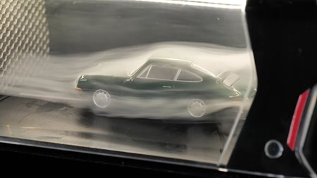 Επιτραπέζια αεροδυναμική σήραγγα που λειτουργεί. Πού πληρώνω;