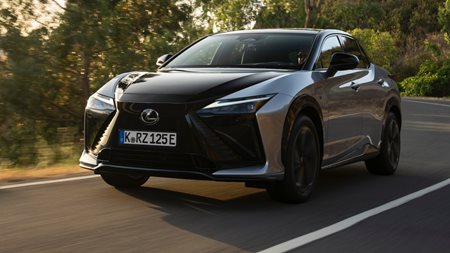 Αποστολή στην Πορτογαλία: Οδηγούμε το νέο Lexus RZ που αλλάζει το τοπίο στα ηλεκτρικά SUV