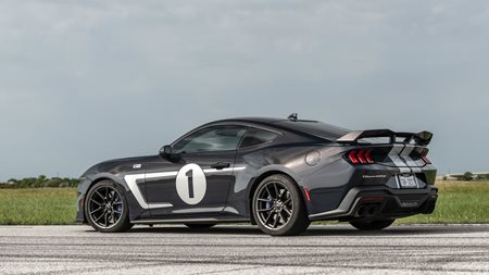 H Hennessey αποκάλυψε το κτηνώδες Mustang Dark Horse των 850 ίππων