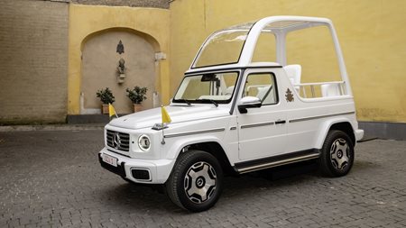 Πάπας Φραγκίσκος: ο πρώτος Πάπας με ηλεκτρικό αυτοκίνητο