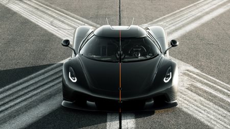 To hypercar που κάηκε στην Αττική Οδό λέγεται Koenigsegg Jesko-είναι πανάκριβο και σπάνιο