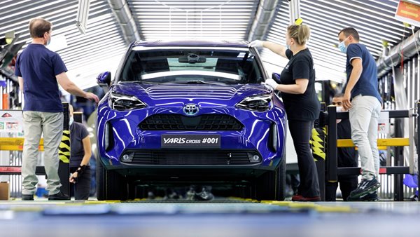 Αυξάνεται ο μισθός των εργαζομένων σε Honda και Toyota