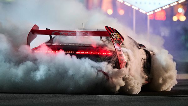 Πώς να κάνεις Τσικνοπέμπτη με αυτοκίνητο και πόσο κοστίζει