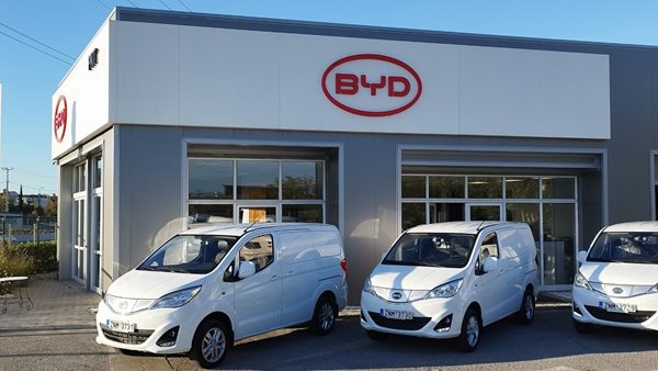 Τα πρώτα 100 ηλεκτρικά BYD ETP3 κυκλοφορούν ήδη στους ελληνικούς δρόμους