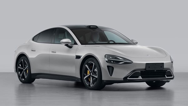 "Χακαρισμένο" Xiaomi SU7 ξεκινάει μόνο του-video που προκαλεί ανησυχία