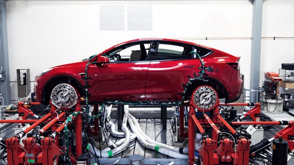 Ποιος ανέλαβε την ευθύνη της επίθεσης στο εργοστάσιο της Tesla